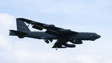 Soome õhuruumis lendasid esmakordselt USA pommituslennukid B-52