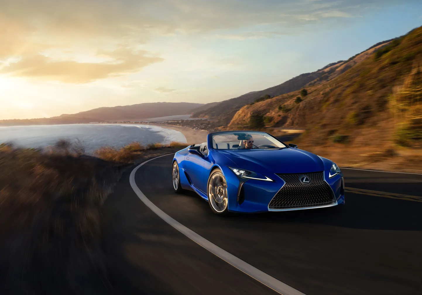 Lexus LC 500 kabriolets