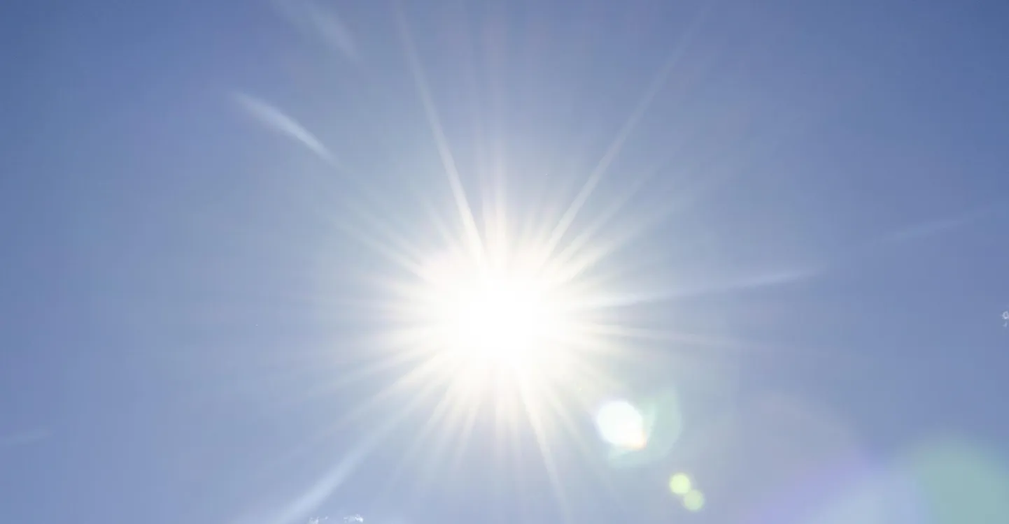 Kõige kõrgem on UV-indeks paar tundi keskpäeva paiku.