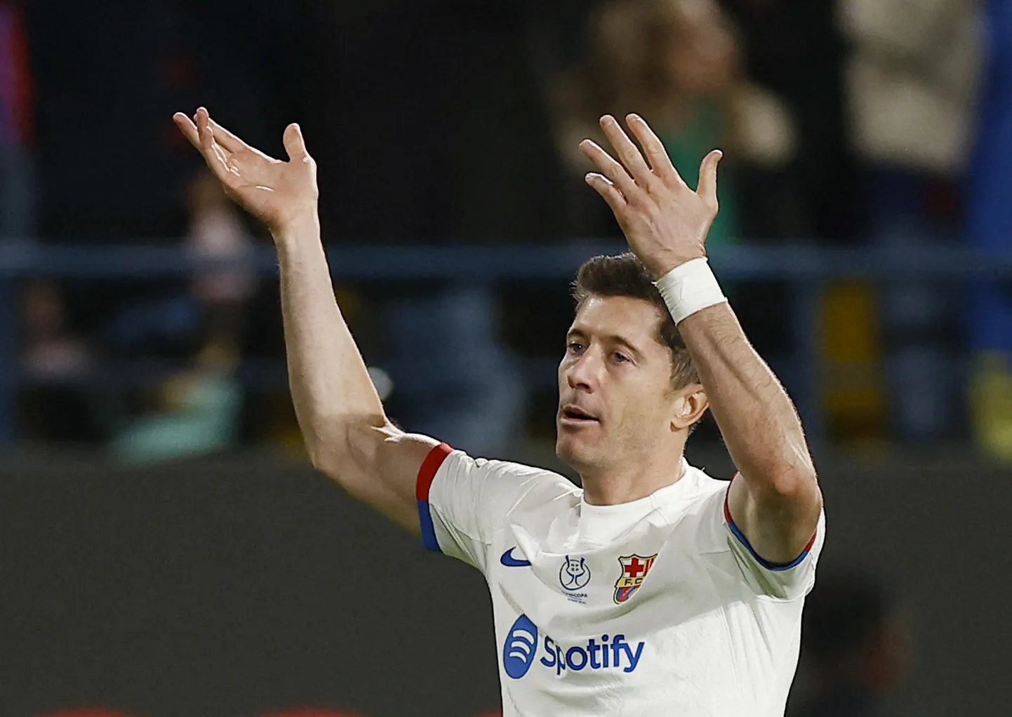 Robert Lewandowski võiduvärav viis Barcelona finaali.