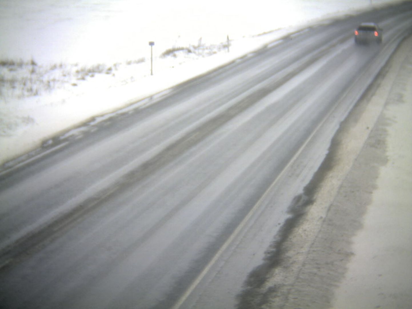 Enge teekaamera pilt Tallinna-Pärnu-Ikla maanteelt kell 15.40.