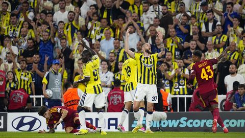 MEISTRITE LIIGA ⟩ «Hakkame Euroopat kummitama!» kuulutanud Fenerbahce pidi leppima avavoorus viigiga