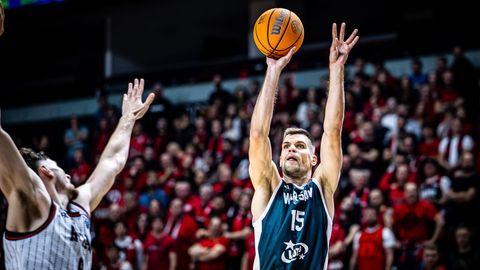 Latvijski košarkarji Siliņš, Čavars in VEF Rīga z izgubami v uvodnih tekmah FIBA Lige prvakov