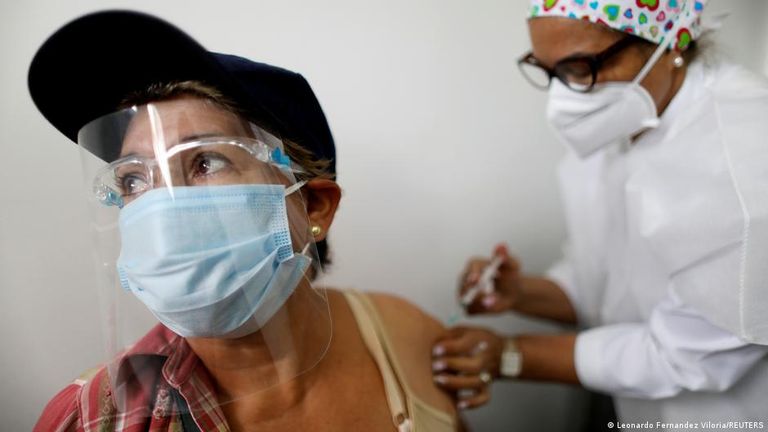Вакцинация "Спутником V" в Венесуэле