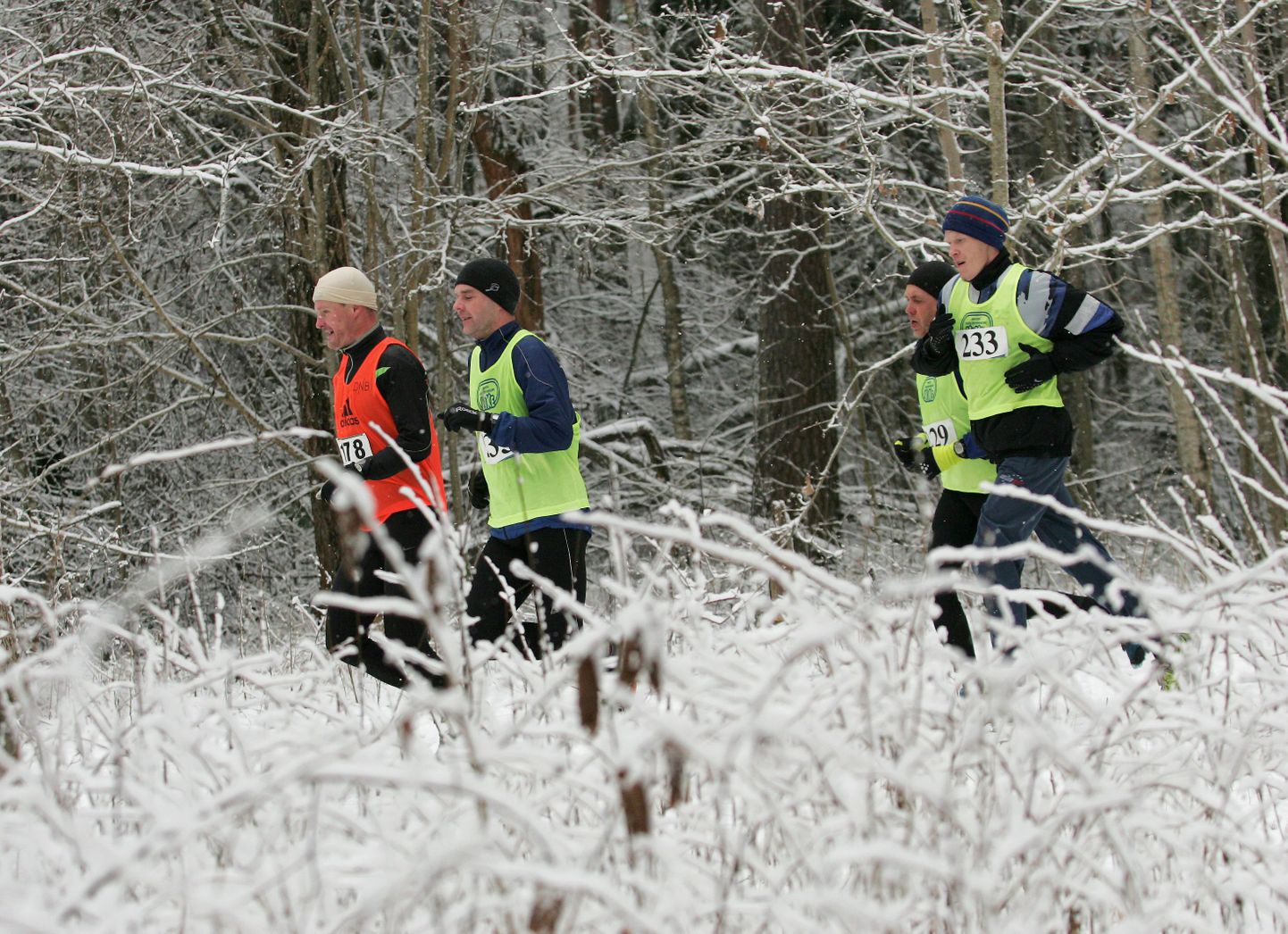 Vinni-Rakvere talvejooksusarja tänavune hooaeg algas maratoniga