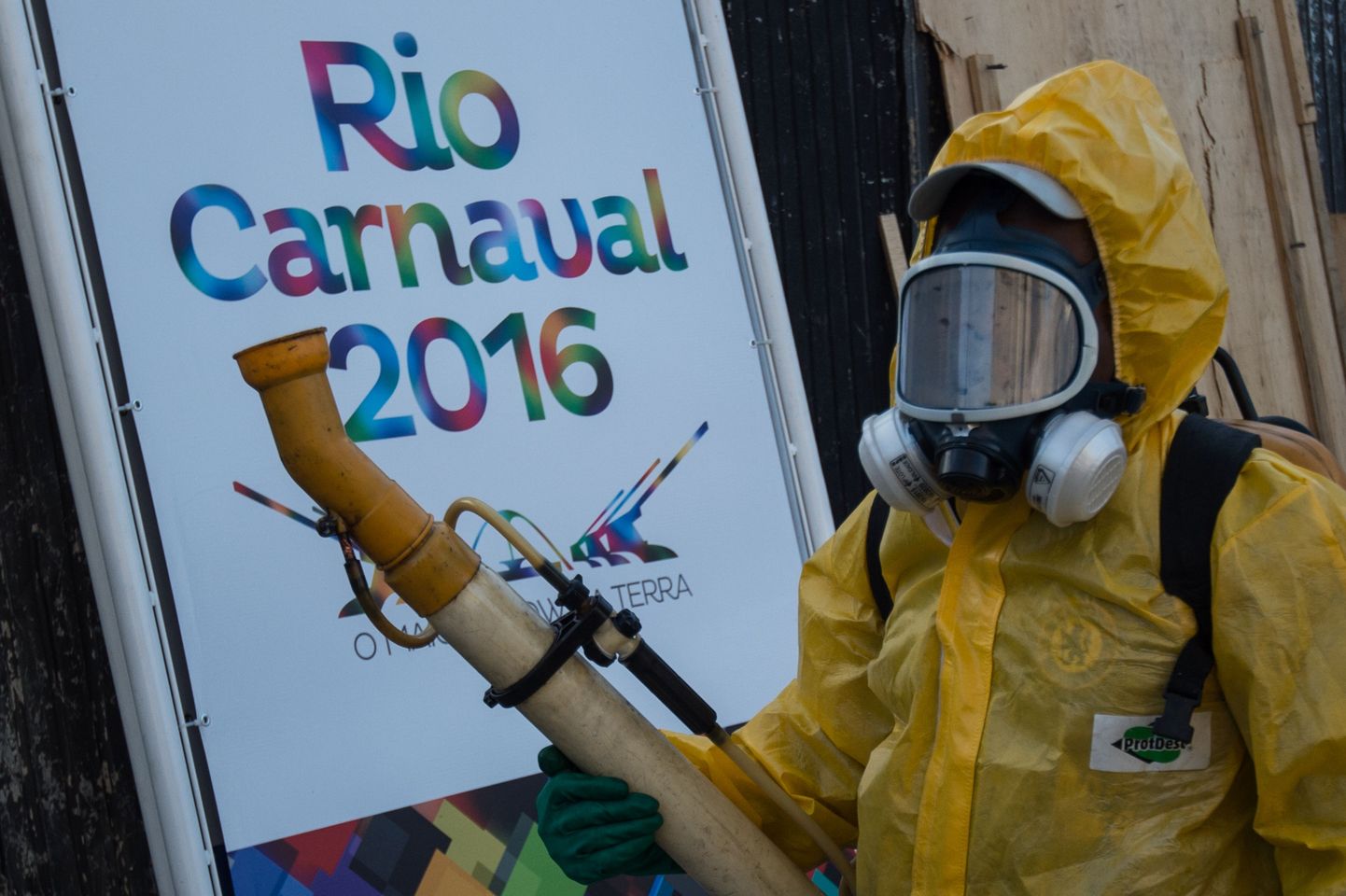 Rio karnevali ettevalmistuse lahutamatu osa on tänavu Zika viiruse tõttu sääskede hävitamine.