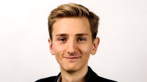 ÜKS KÜSIMUS ⟩ Kas tööandja võib hilinemise eest palgast raha kinni pidada?