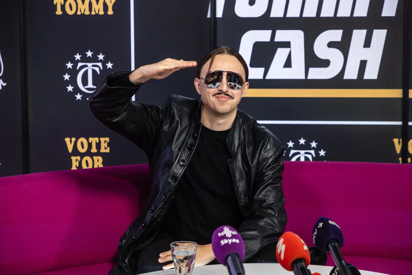 Pühapäeval on Jõhvi kontserdimajas laval ka Tommy Cash.