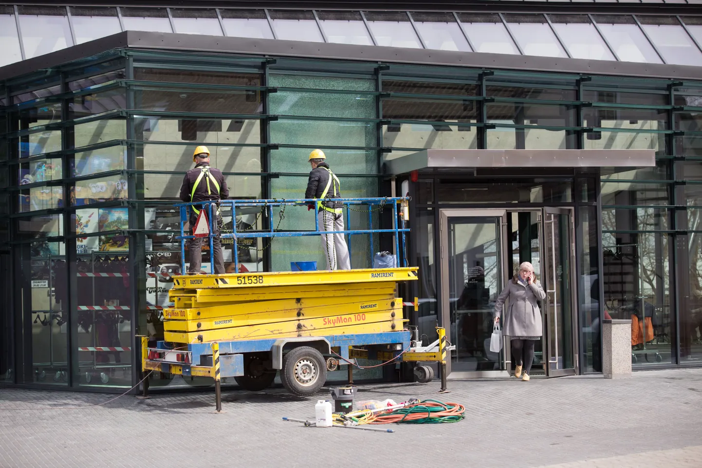Pärast õnnetust tööd kino juures jätkusid.