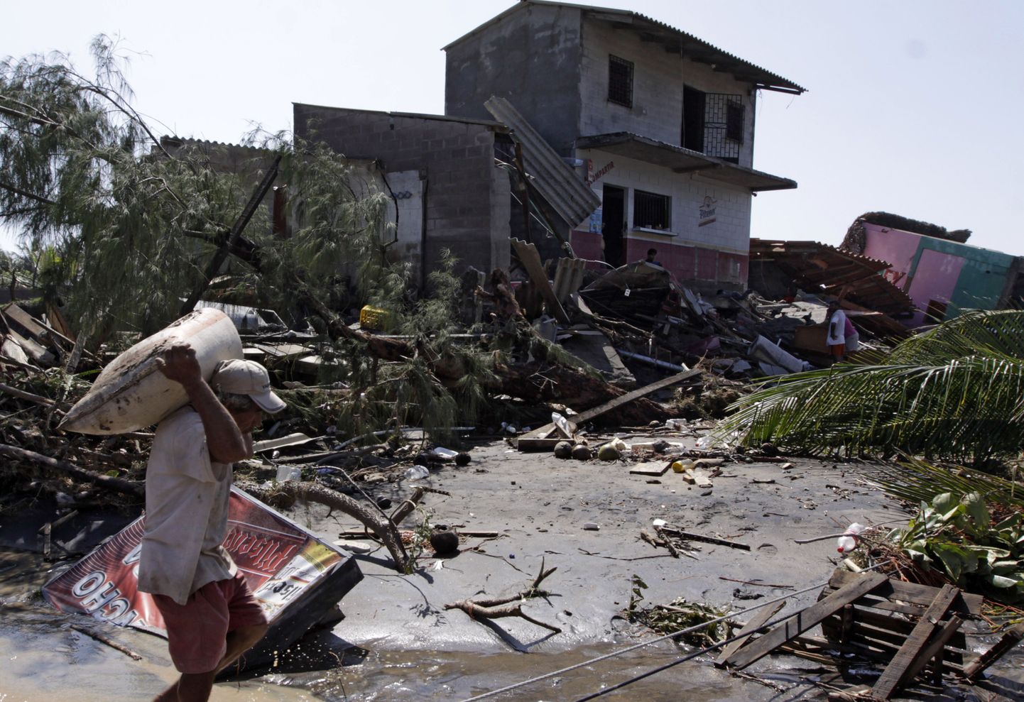 El Salvadori tormides on hukkunud 192 inimest