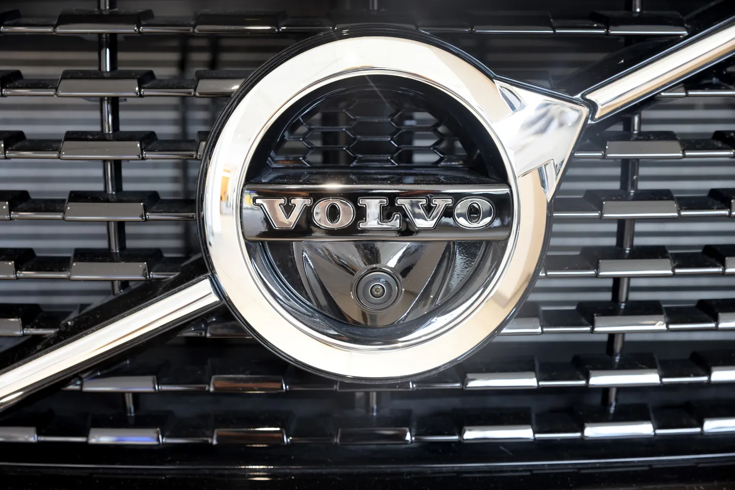 Volvo.
