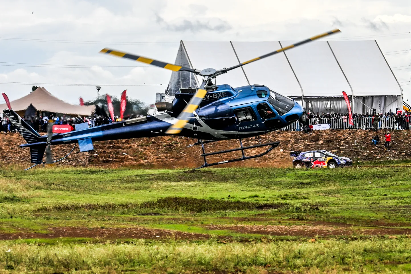M-Spordi mehaanikud said samamoodi helikopteriga lennata.