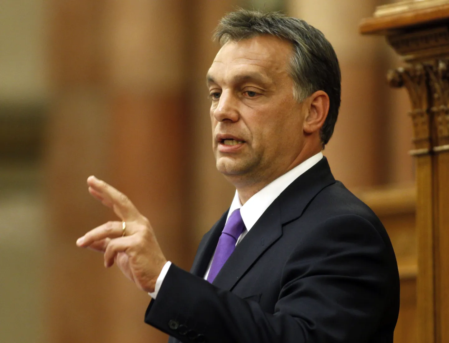 Unari peaminister Viktor Orban täna parlamendile valitsuse uut majandusprogrammi esitlemas.