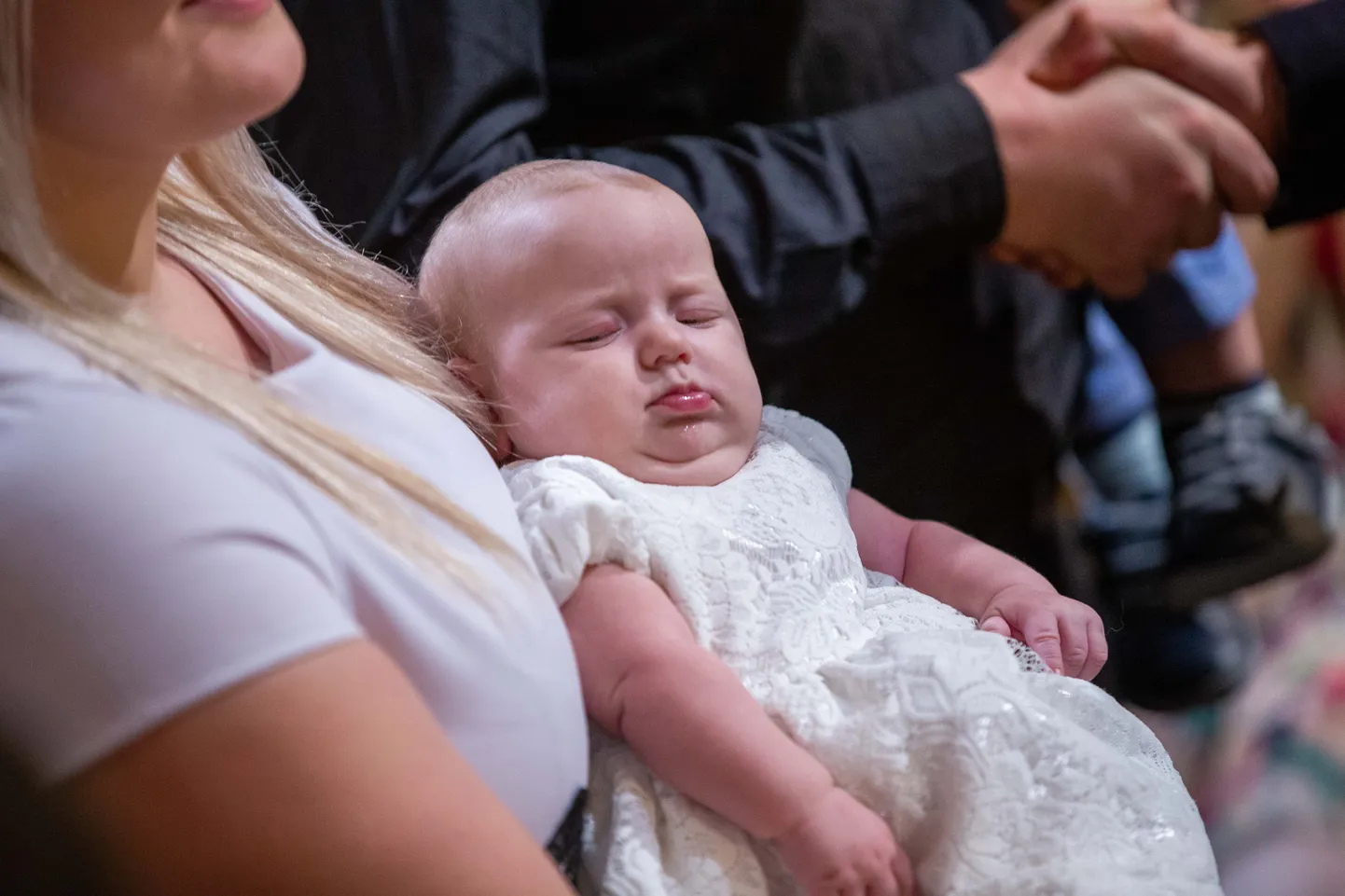 2020. aasta esimese seitsme kuuga sündis Eestis 7777 uut ilmakodanikku. Pildil hetk Paide linnapea aastalõpu-vastuvõtult noorimatele linnakodanikele ja nende vanematele.