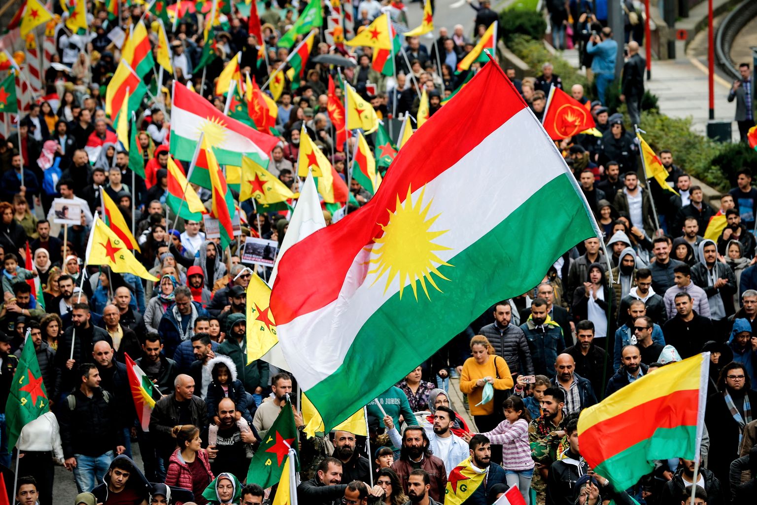 Курдские активисты на акции протеста, Кельн, Германия.