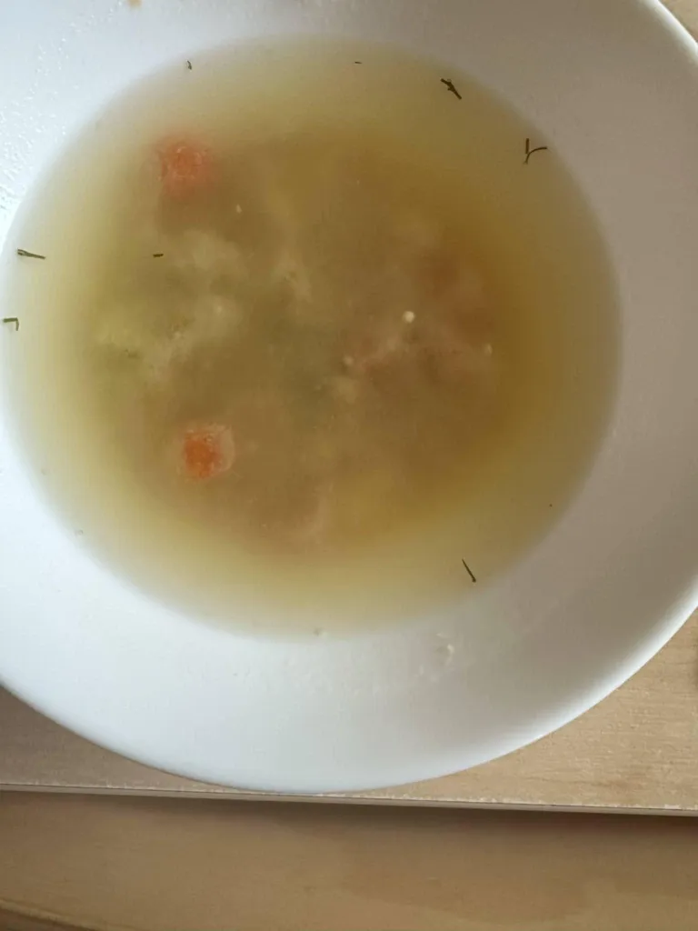 Lõunaks pakutud supp olevat olnud väga vesine ja maitsetu.