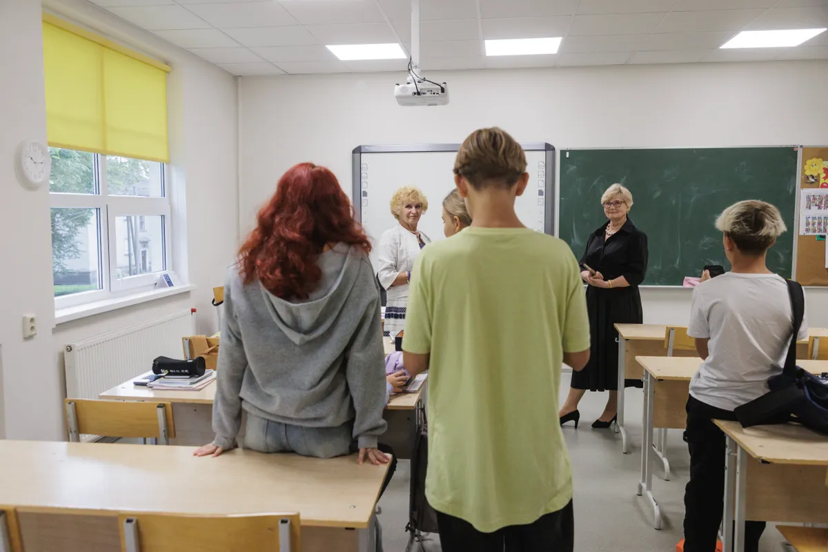 Урок математики у учеников русской части школы Муствеэ.