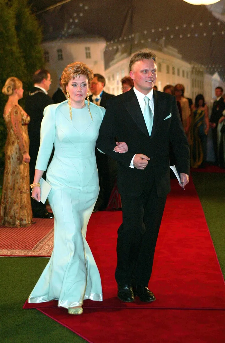 Riigikogu liikmed Maret Maripuu ja Imre Sooäär Eesti Vabariigi 89. aastapäevale pühendatud presidendi vastuvõtul, 24.02.2007