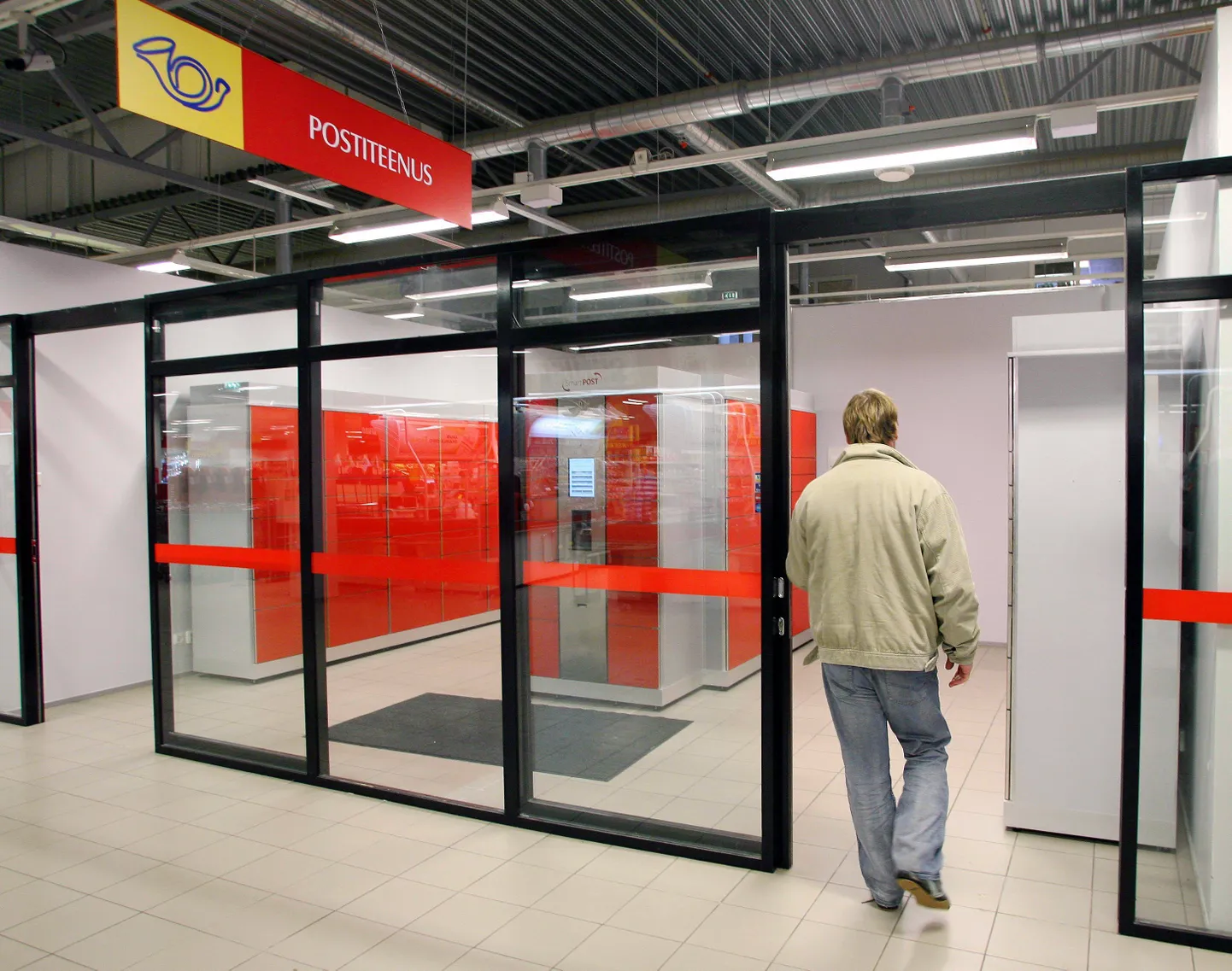 Pakiautomaadid Viljandi Selveris.