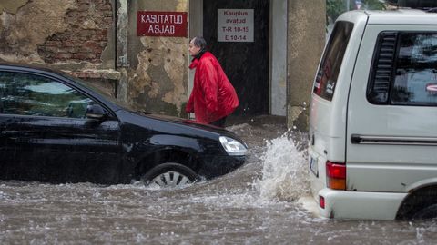 Эстония на периферии циклона: спасения от дождей не будет
