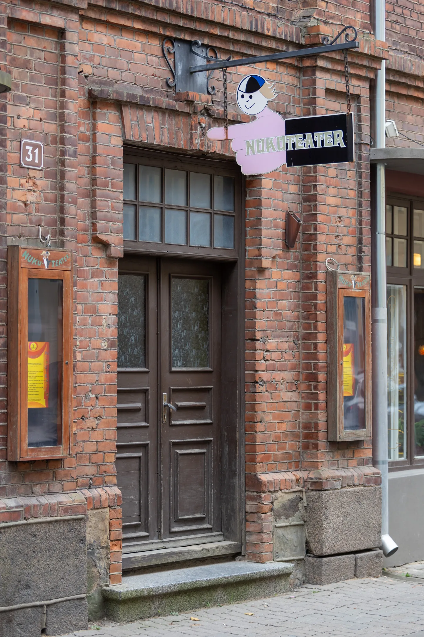 31.10.2024 Viljandi
Viljandi Nukuteater Lossi tänaval.
Foto Marko Saarm, Sakala