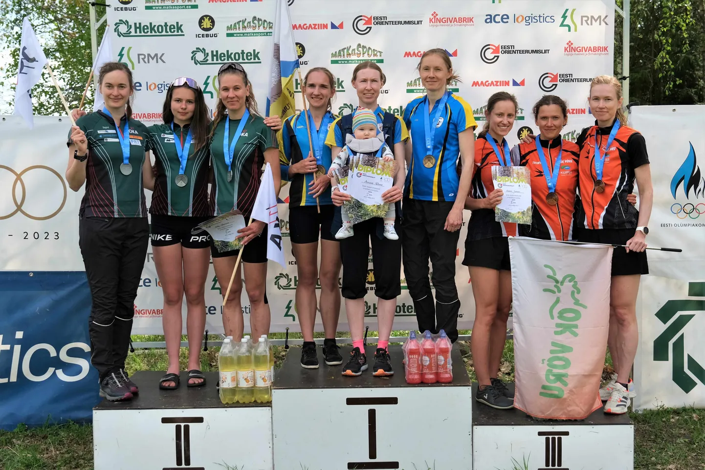 Naiste autasustamine: 1. OK Põlva Kobras, 2. JOKA, 3. OK Võru.