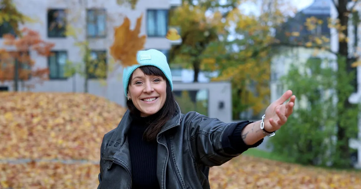 Muusik Sandra Sillamaa (40) on laiemale publikule teada kui ansambli Trad.Attack! laulja ja pillimängija, ent tänavu pani ta kokku uue bändi nimega SADU, mis ko