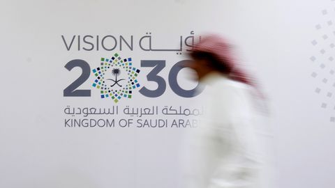 SAJANDI PETTUMUS ⟩ Saudi Araabia suured unistused põrkuvad tegelikkusega: miks kõik kuulsad megaprojektid kokku kukuvad?