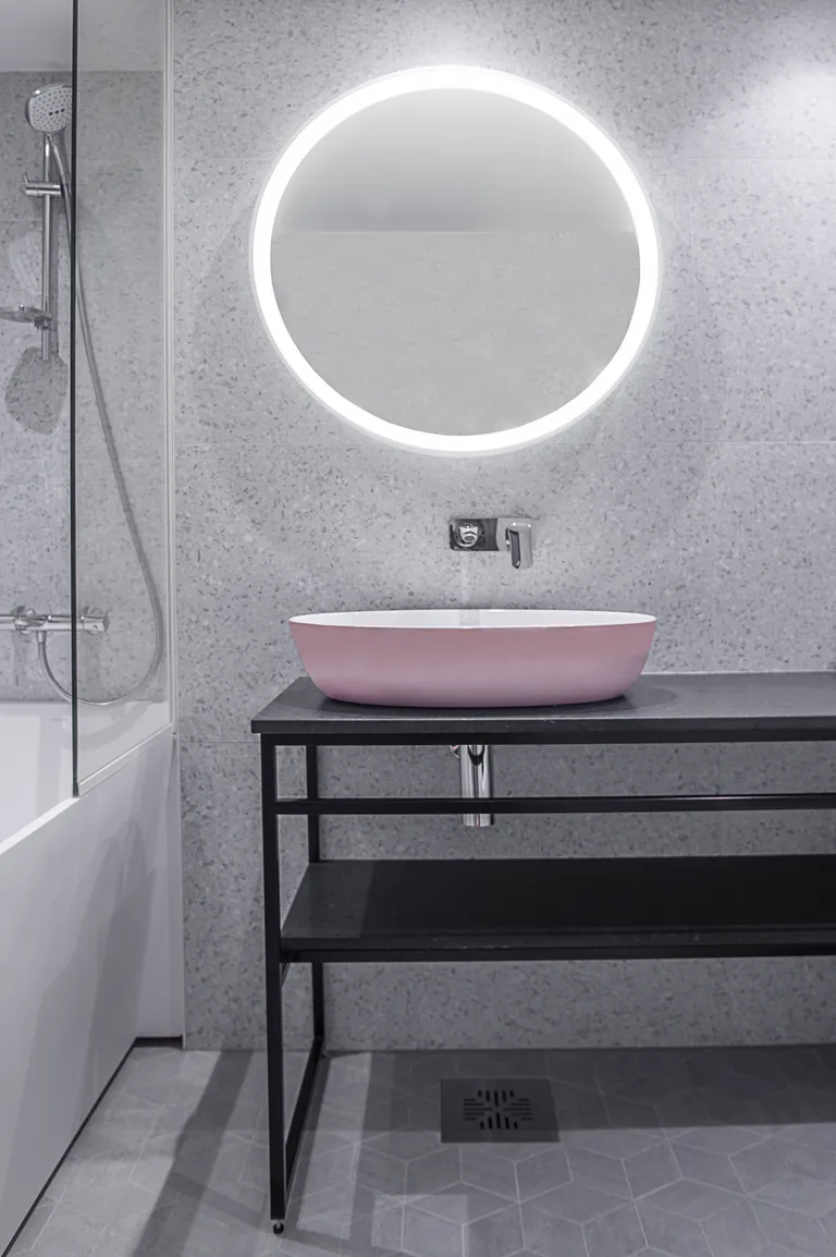 Nordic Hotel Forumi numbritoa rõõmus valamu.
