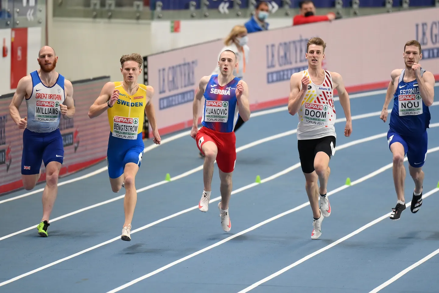 Tony Nõu (kõige paremal) saavutas Euroopa sisemeistrivõistluste 400 m jooksus 44. koha.