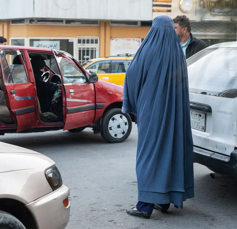 There are women out and about in Kabul.