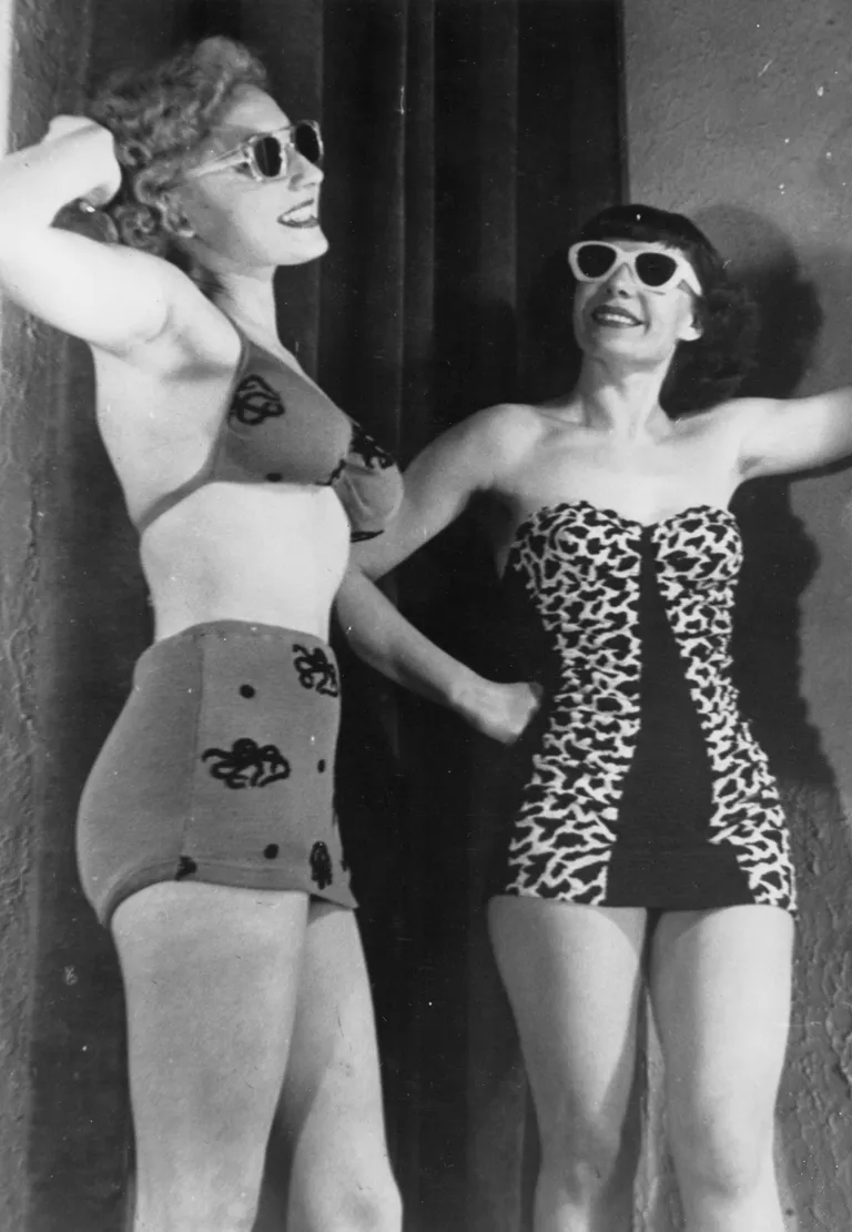 1949