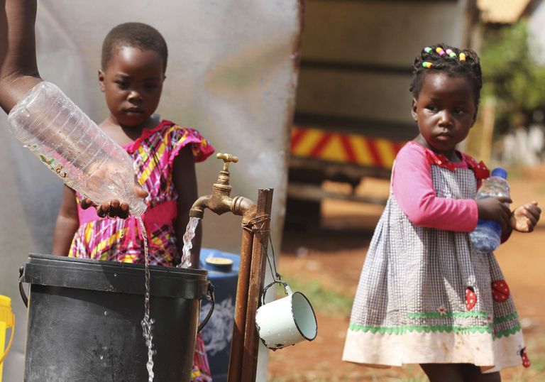 Ühine veekraan Zimbabwe pealinnas Harares / Scanpix