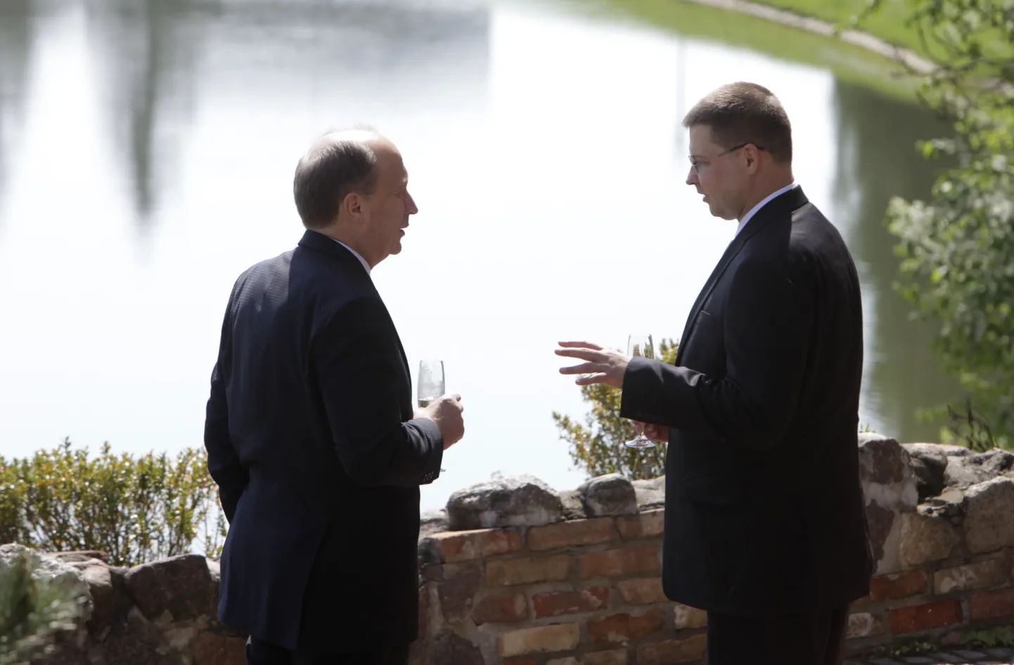 Andrius Kubilius ja Valdis Dombrovskis maikuisel kohtumisel Panevežyses.