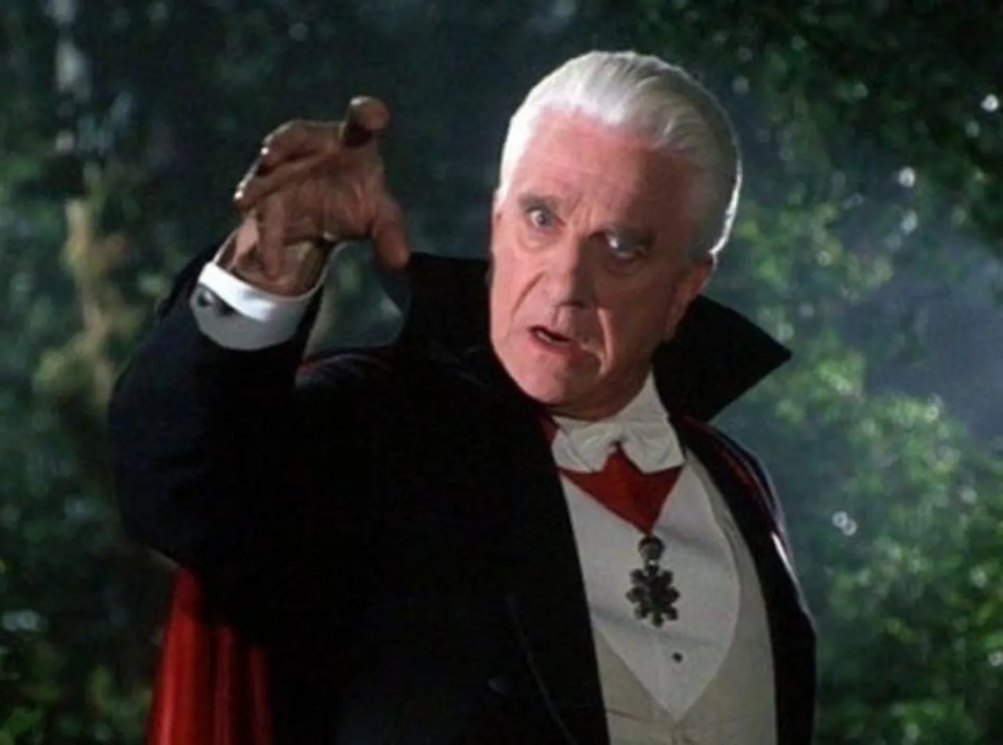 Leslie Nielsen Draculana