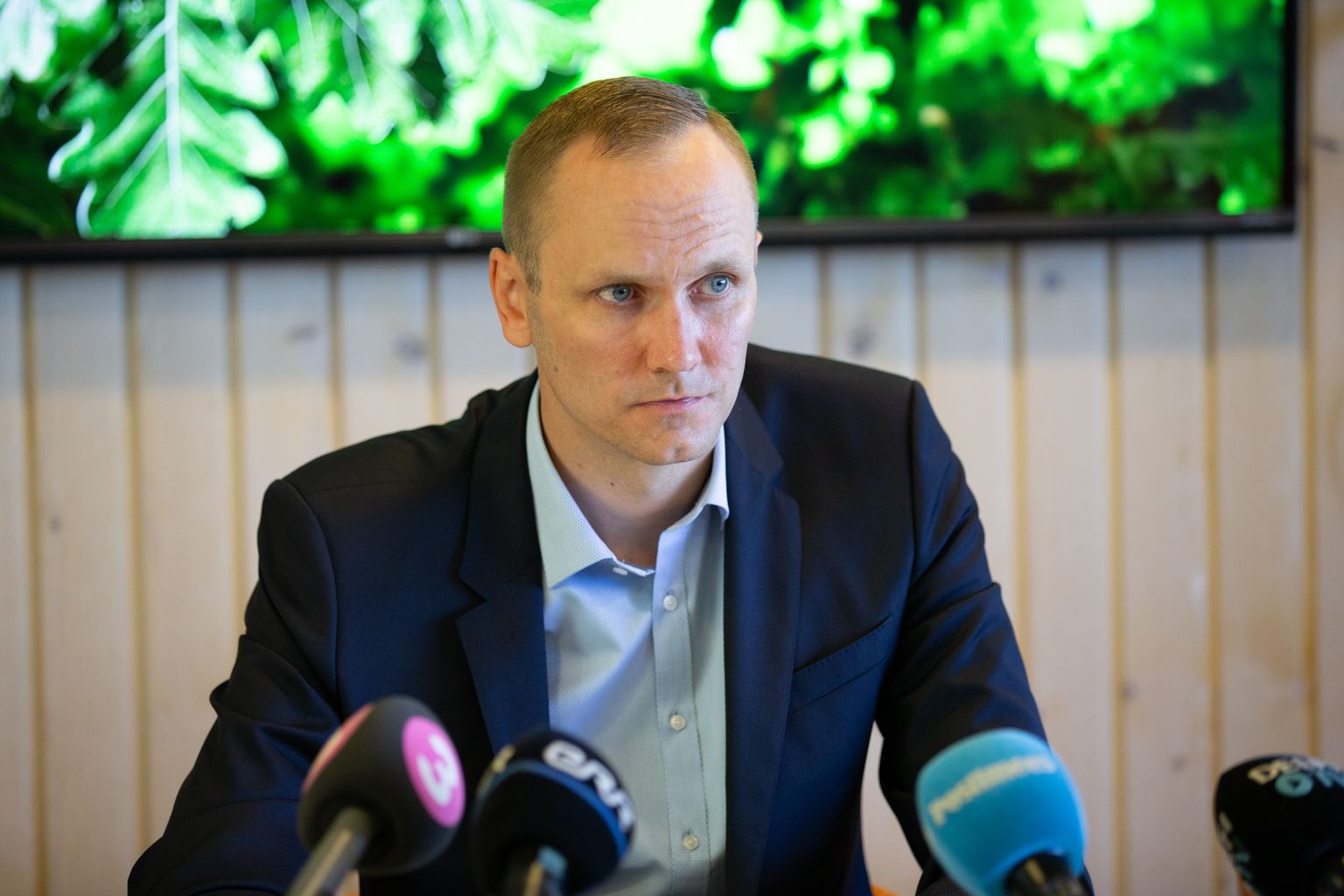 Swedbanki juhi Olavi Lepa sõnul on naiivne arvata, et palku varjates saaks neid madalal hoida.