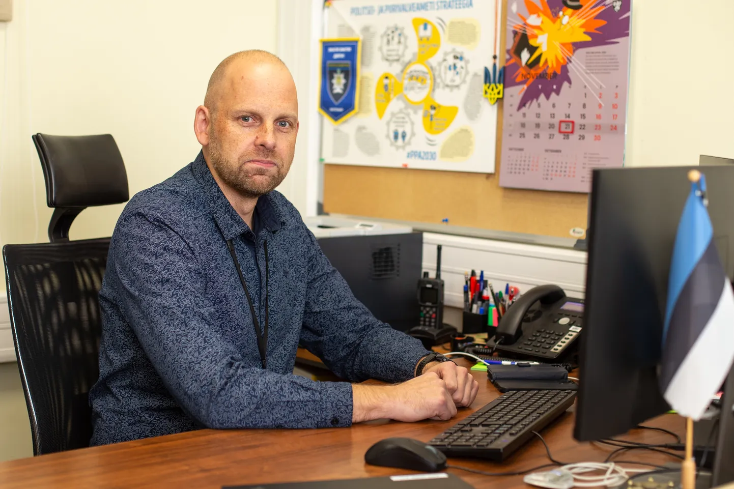 Ida prefektuuri küber- ja majanduskuritegude grupi juht Hannes Jalg ütles, et üldjuhul värbavad kelmid sotsiaalmeedia gruppide kaudu petuskeemidesse täiesti tavalisi inimesi, kes pole enne politsei huviorbiiti sattunud.
