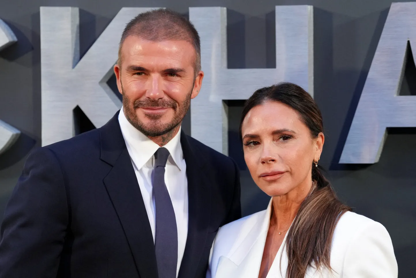 Moelooja, lauljanna ja ettevõtja Victoria Beckham oma abikaasa David Beckhamiga.
