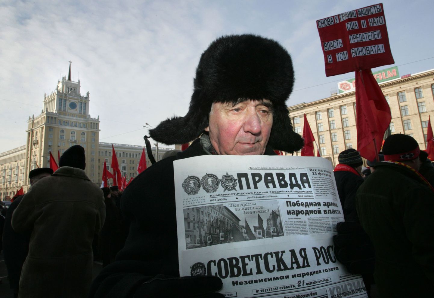 Vene kommunist «Pravda» ja «Sovetskaja Rossijaga».