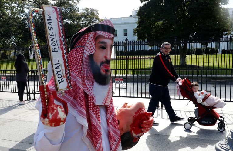 Saudi Araabia tunnistas, et ajakirjanik Jamal Khashoggi uimastati konsulaadis, tapeti ja tema surnukeha tükeldati. 