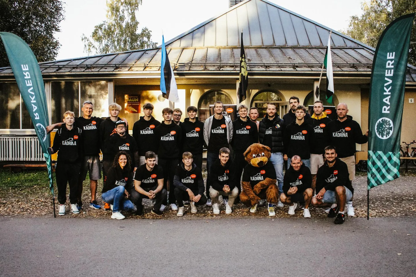 Rakvere lihatööstus paneb Tere Kadrina Karudele õla alla.