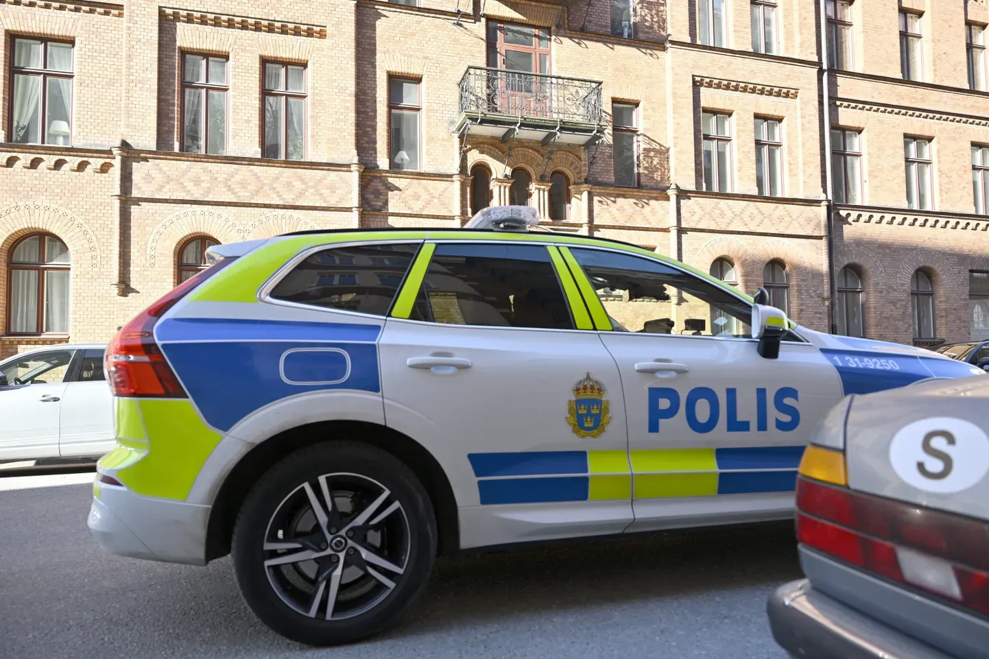 Полицейский автомобиль в центре Стокгольма. Иллюстративное фото.
