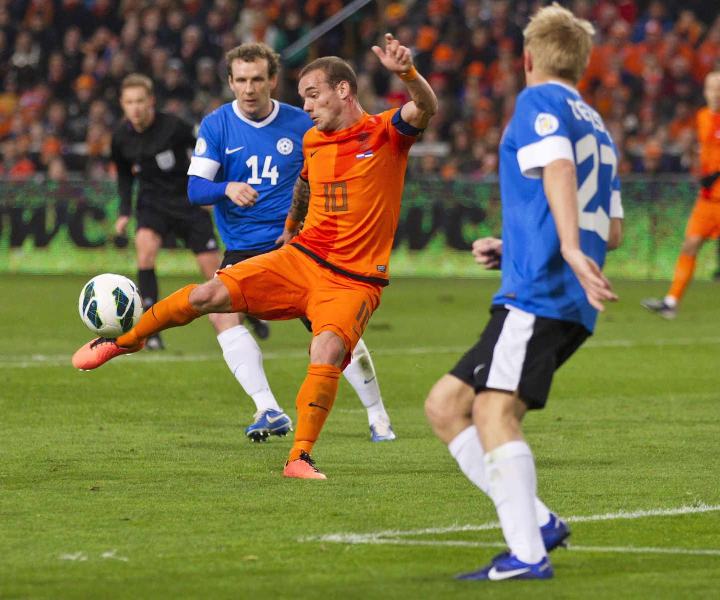 Wesley Sneijder Hollandis peetud kohtumises Eesti vastu.