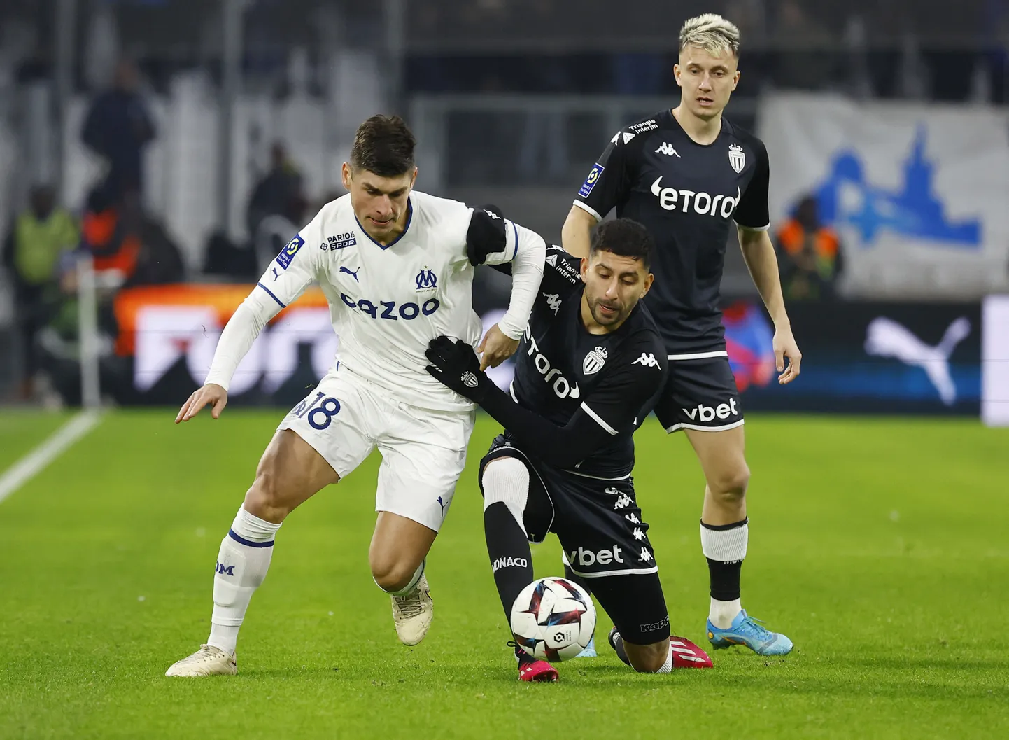 Ruslan Malinovskõi (valges) ja Aleksandr Golovin (taustal).