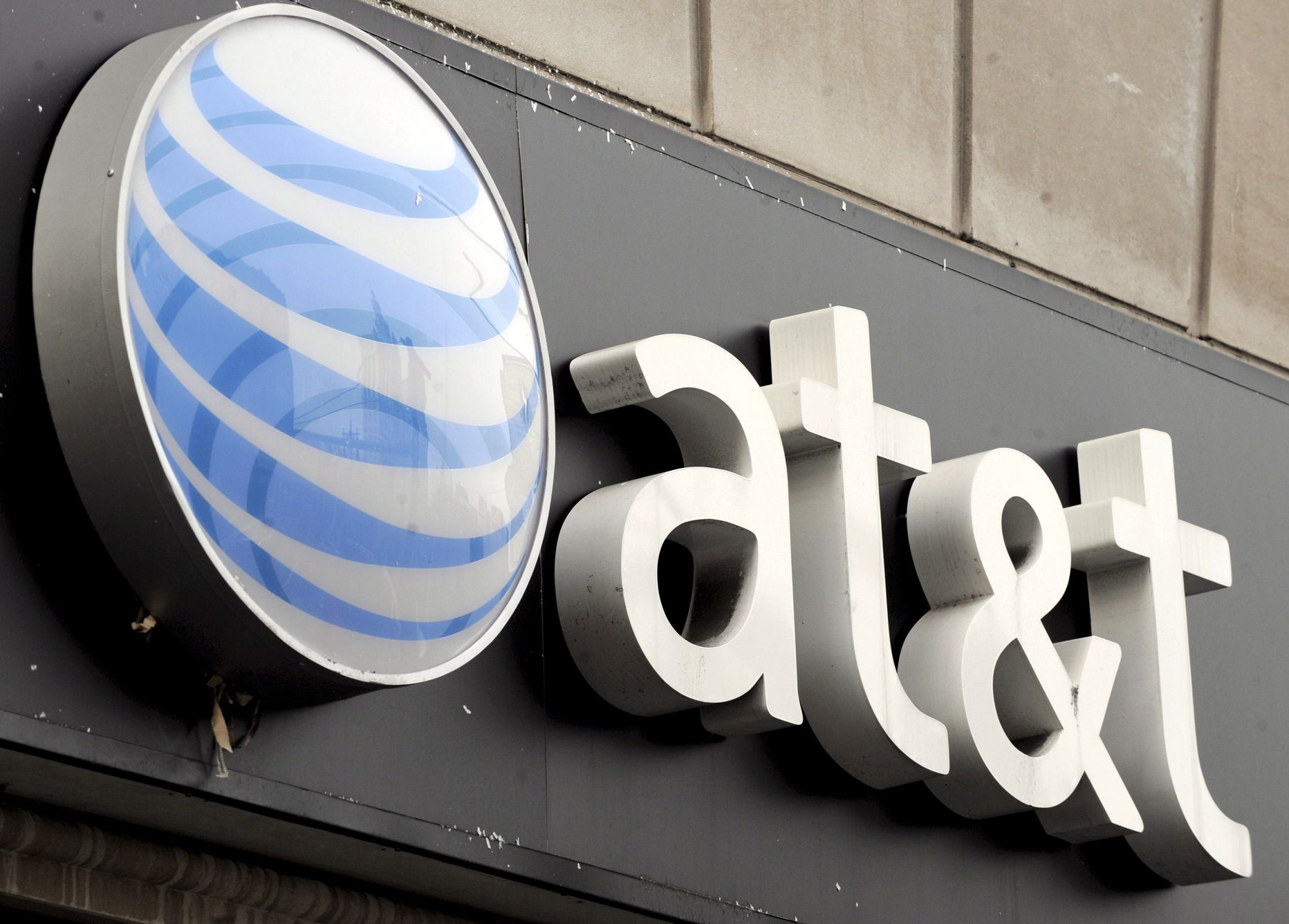 AT&T logo New Yorgis.