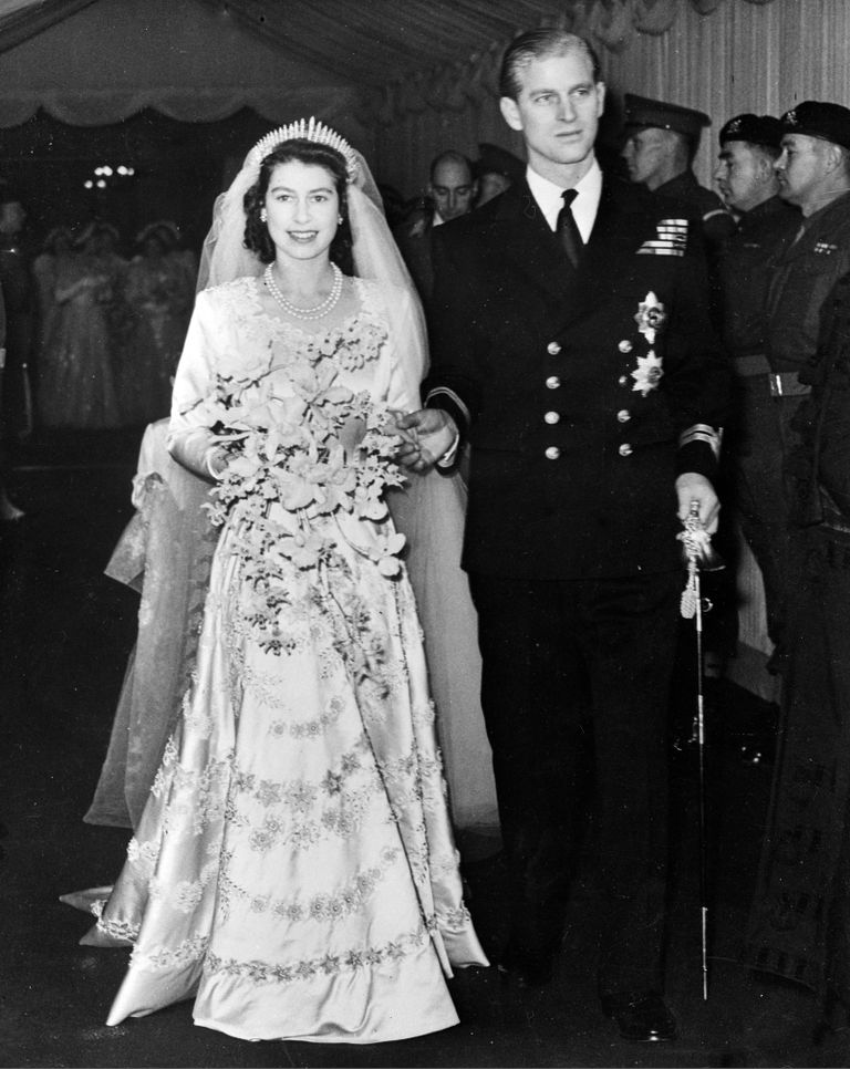Printsess Elizabeth ja Philip Mountbatten oma pulmapäeval 20. novembril 1947