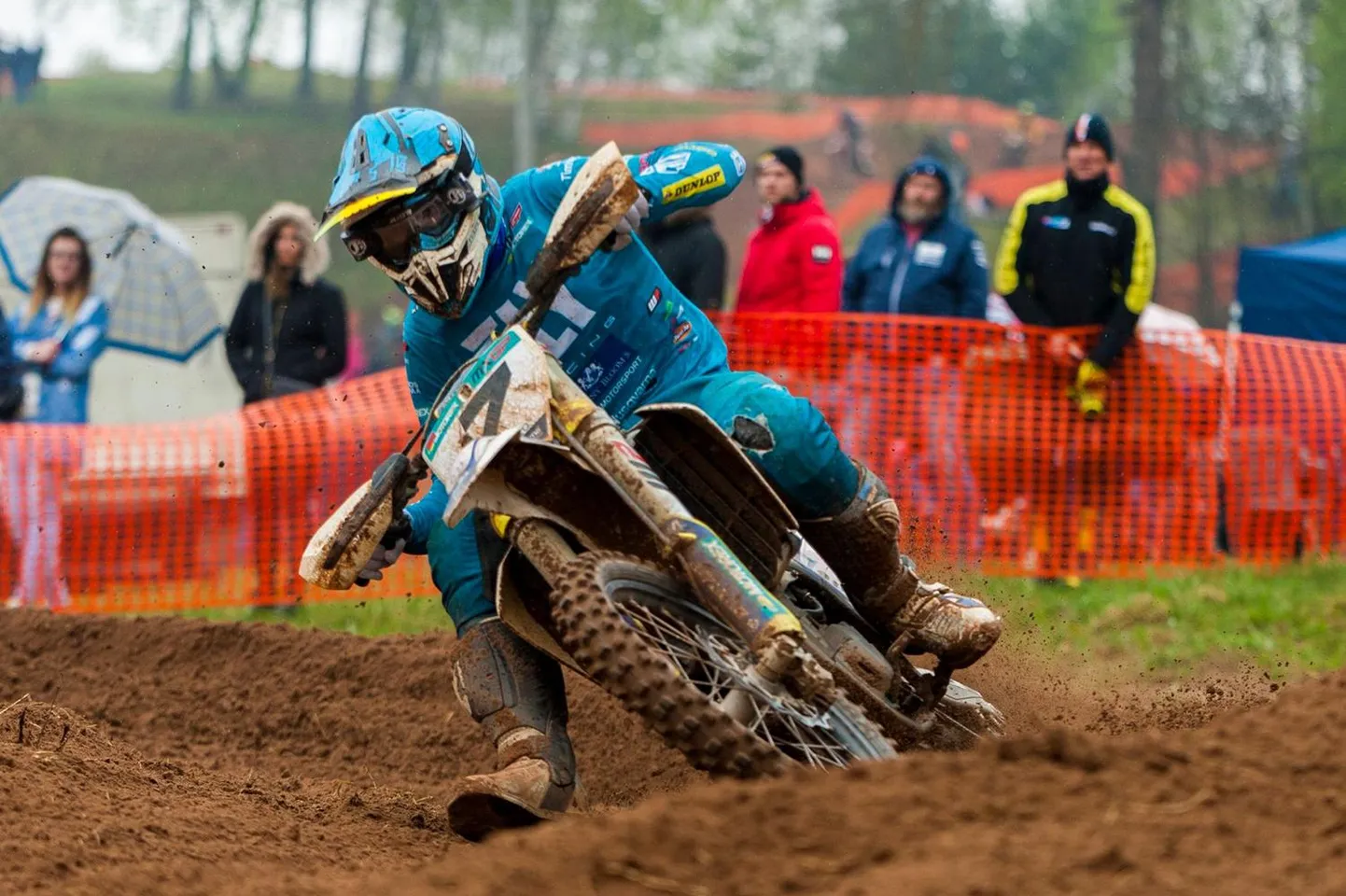 Tanel Leok võitis motokrossi meistrivõistluse etapi Lätis.