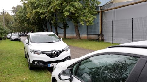 GALERII ⟩ Rakendusliku kolledži ürituselt lahkusid kümned külastajad trahviga