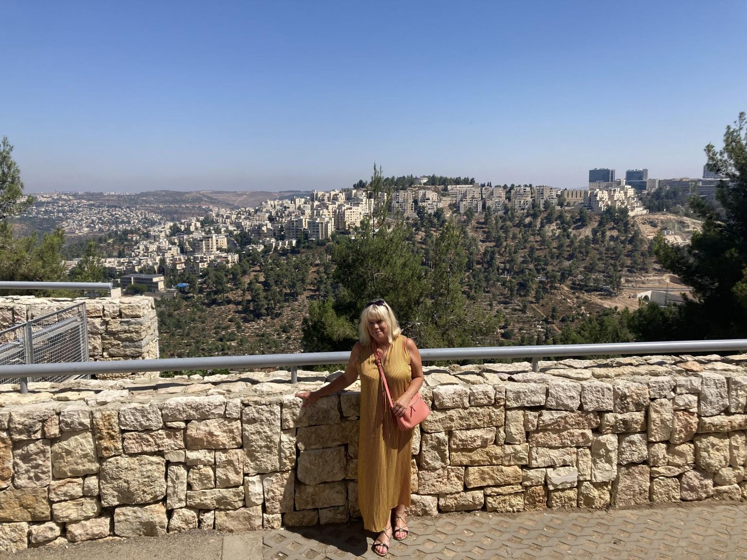 Valga gümnaasiumi karjääri- ja projektijuht Pille Olesk on saanud näha palju eksootilisi paiku. Sedapuhku viis teekond ta Iisraelisse.