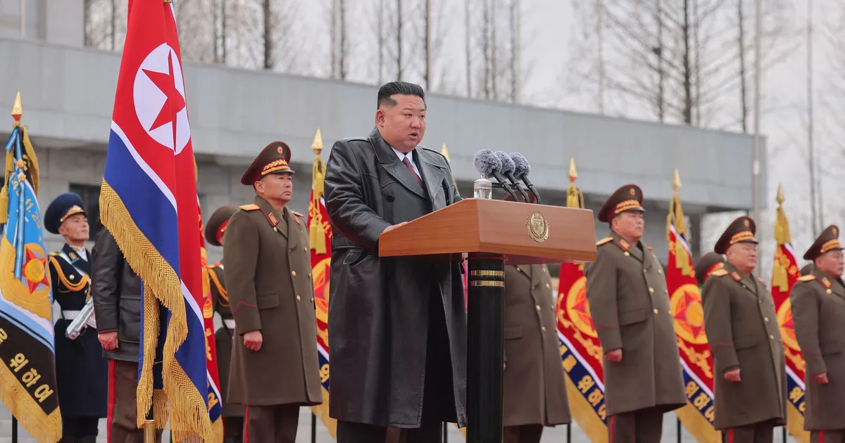 2022. aasta 24. veebruaril alustas Venemaa režiimi juht Vladimir Putin sissetungi Ukrainasse. Pärast seda, kui Ukraina lõi tagasi pealetungi Kiievile, on lahing